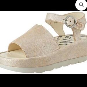 NWT Fly London Metallic Gold Sandals